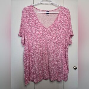 🌷Old Navy Women's XL Pink and White Flower Patterned V-Neck Luxe Tee